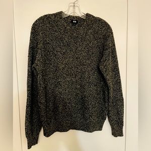 Uniqlo Crew Neck Knitted Sweater